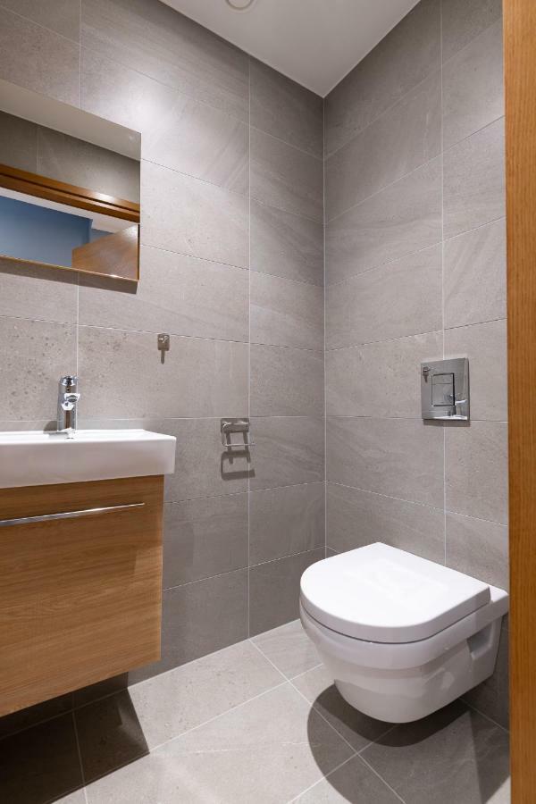 Self-Check-In 3 Bedroom Apartment With Sauna And Balconies Tallin Exterior foto